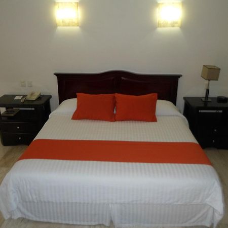Hotel Poza Rica Inn Extérieur photo