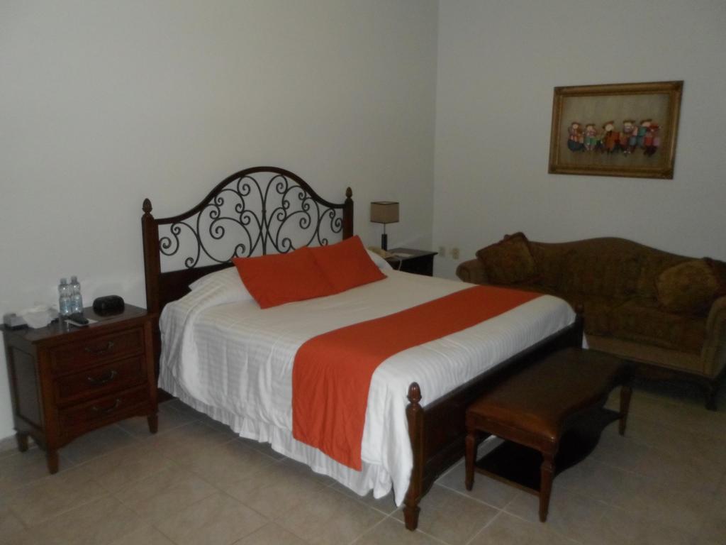 Hotel Poza Rica Inn Extérieur photo
