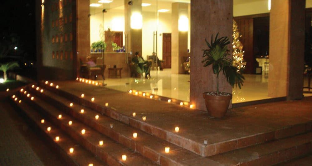 Hotel Poza Rica Inn Extérieur photo